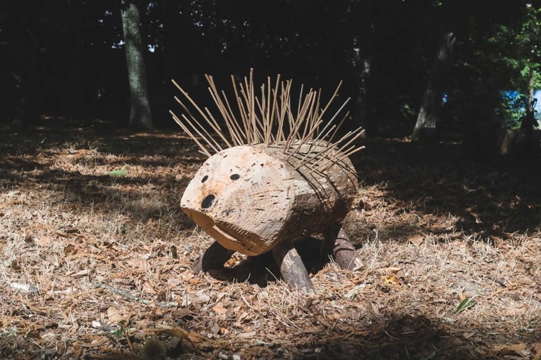 Parque de esculturas | Bichos em madeira