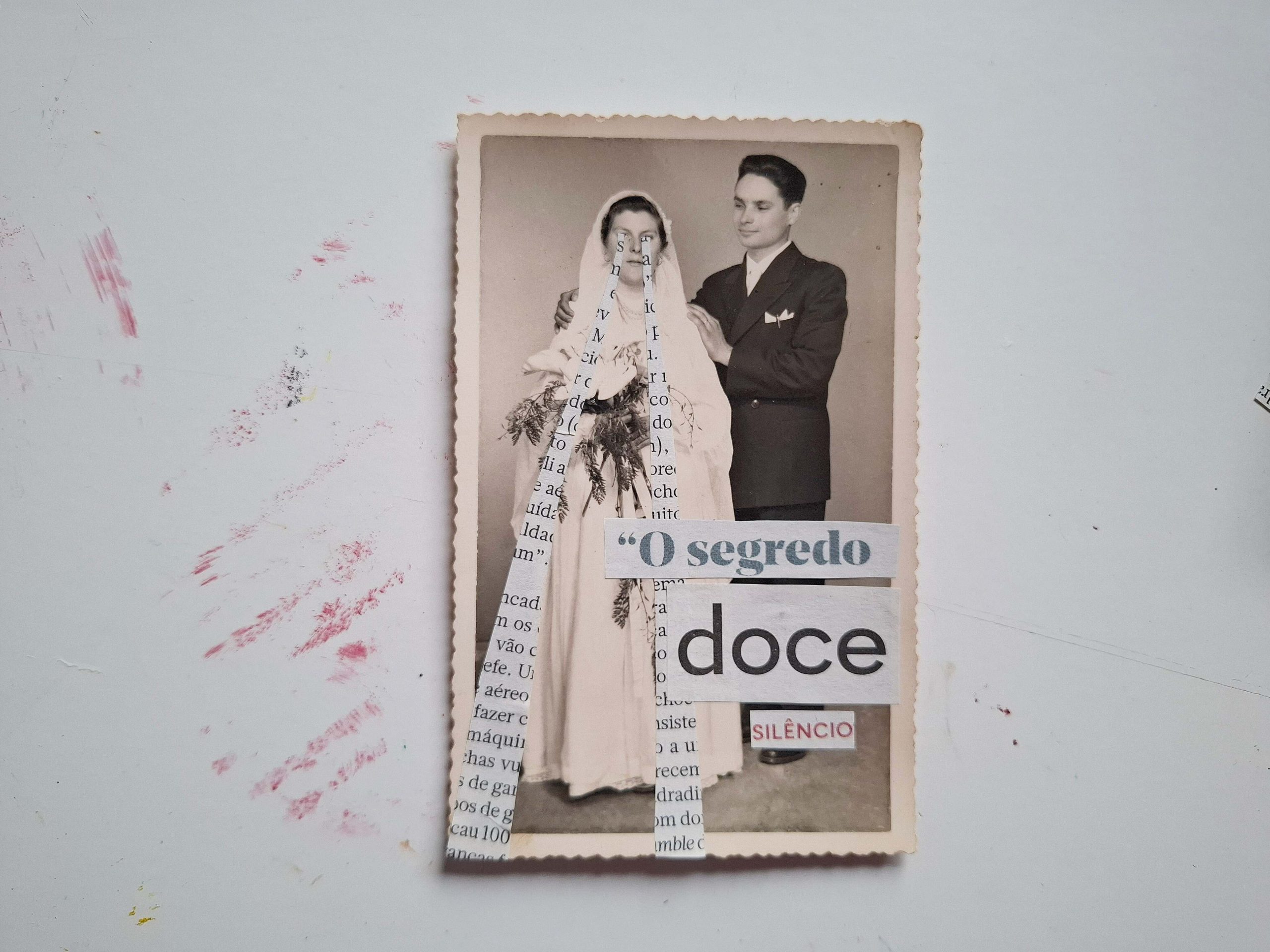 Colagem Poética – Um Dilúvio de Palavras